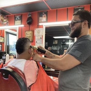 Meet your Posher, Carlos